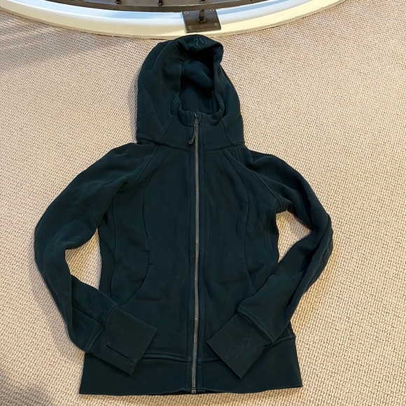 Lululemon Scuba hoodie - Picture 2 of 2